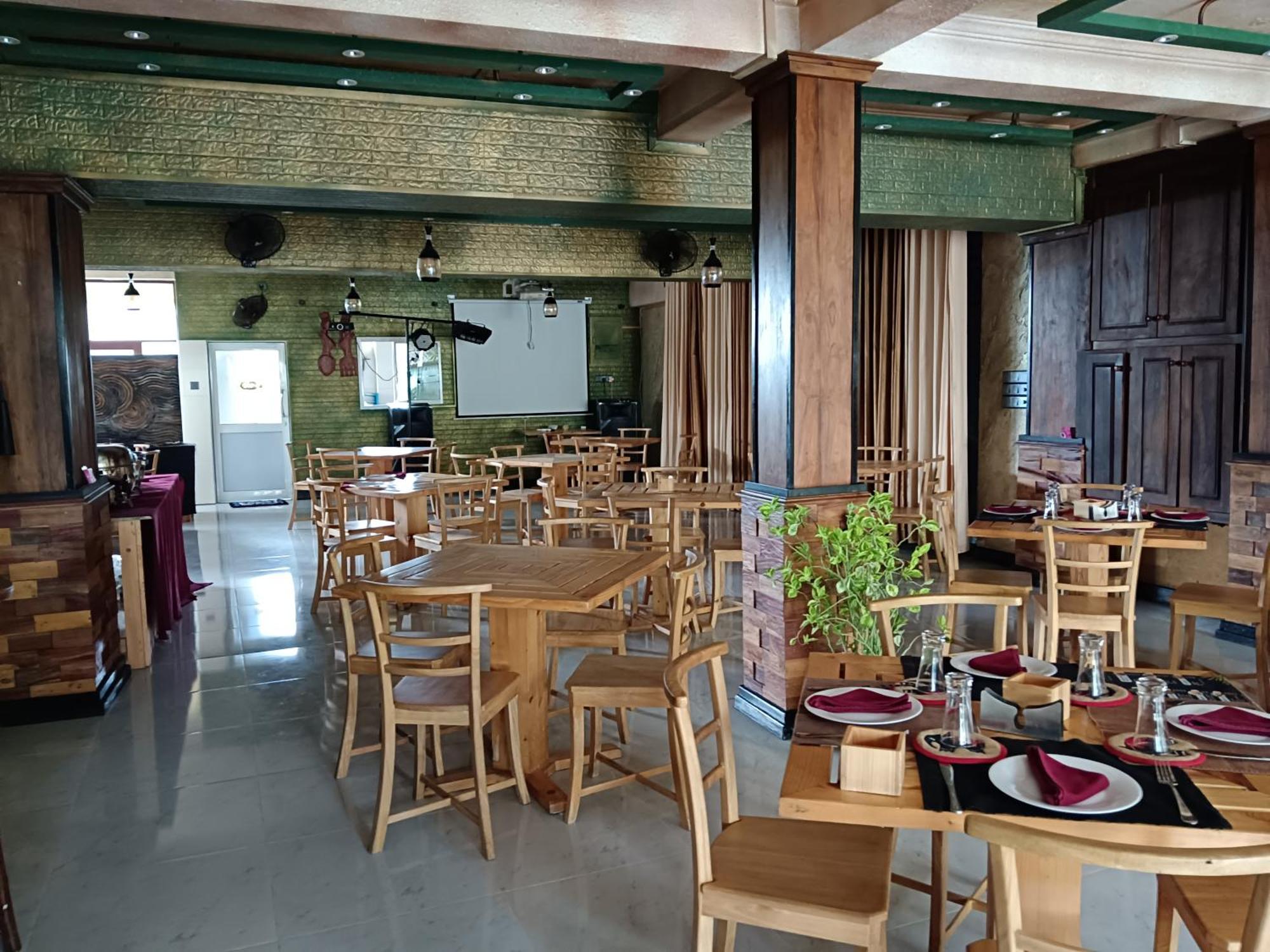 La Cozy Hotel & Restaurant Negombo Daluwekotuwa Exterior foto