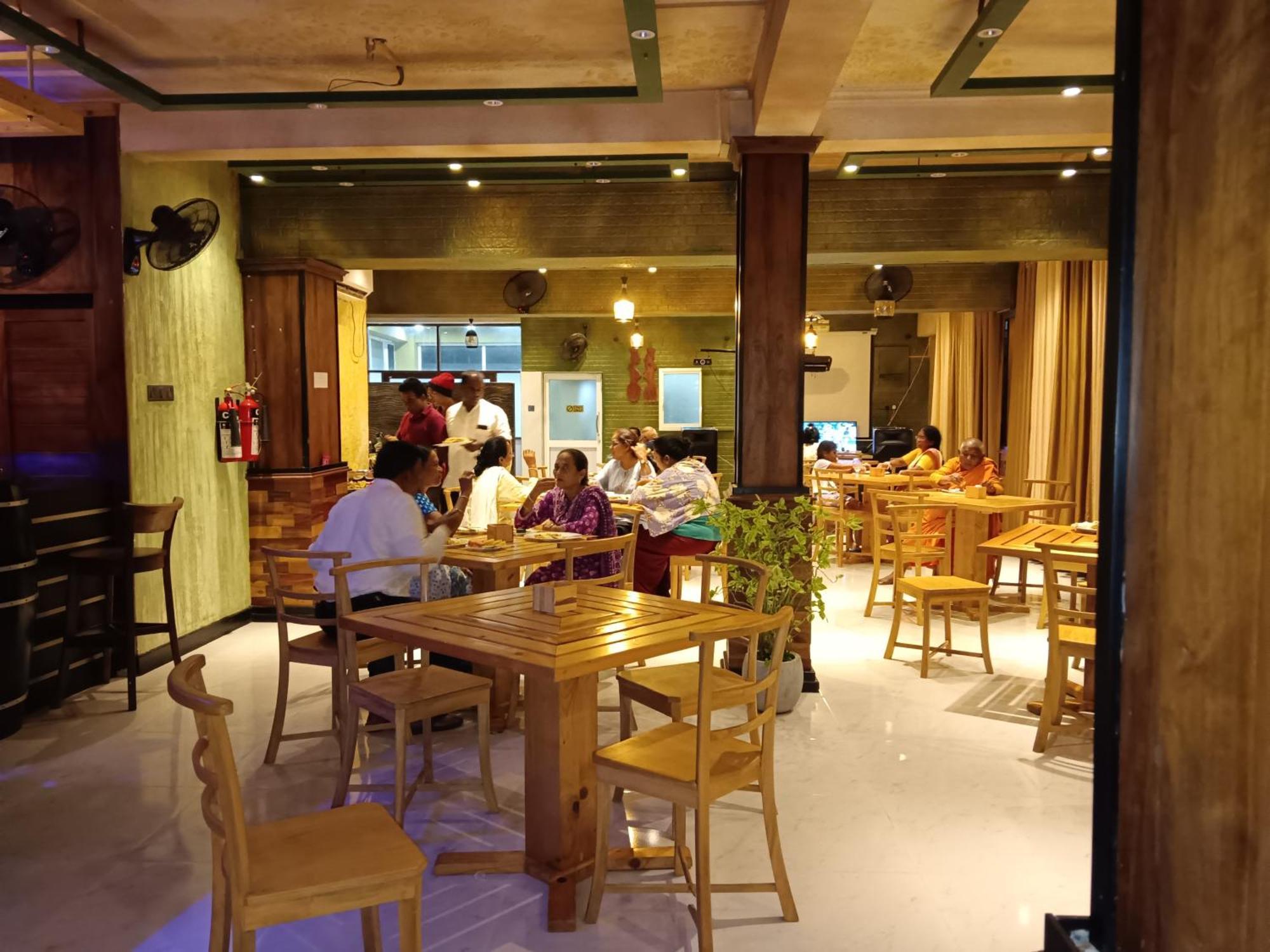La Cozy Hotel & Restaurant Negombo Daluwekotuwa Exterior foto